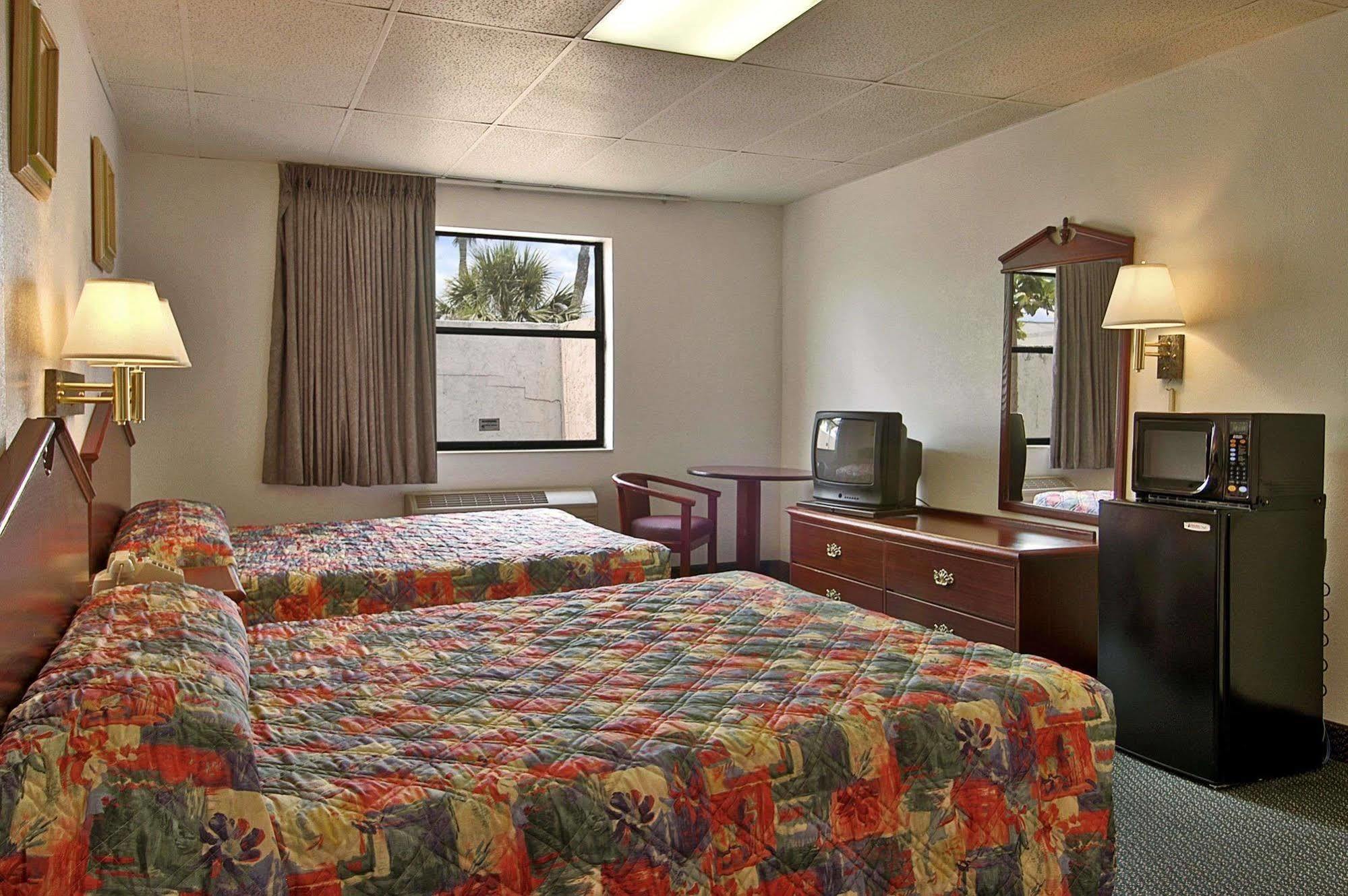 Super 8 By Wyndham Pompano Beach Zimmer foto